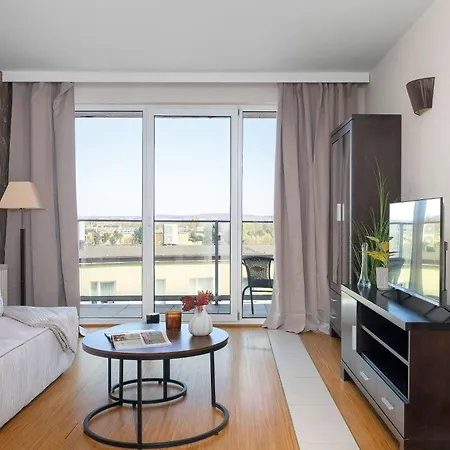 Functional & Modern With Parking And Balcony By Renters Apartament Poznań