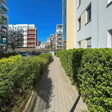 Functional & Modern With Parking And Balcony By Renters * Poznań